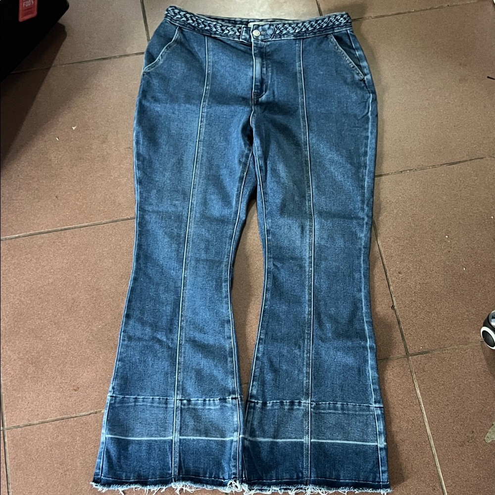 Indigo Thread Co. Women's Blue flared high‎ waisted Jeans factory distressed 14